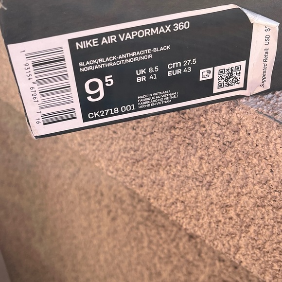 Nike Air VaporMax 360 BLACK - Picture 9 of 13